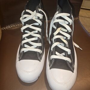 Converse Black and White High-Top Sneakers Sz 7
